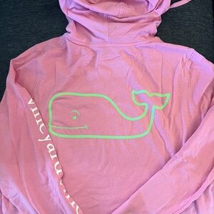 NWT vineyard vines hooded t shirt small